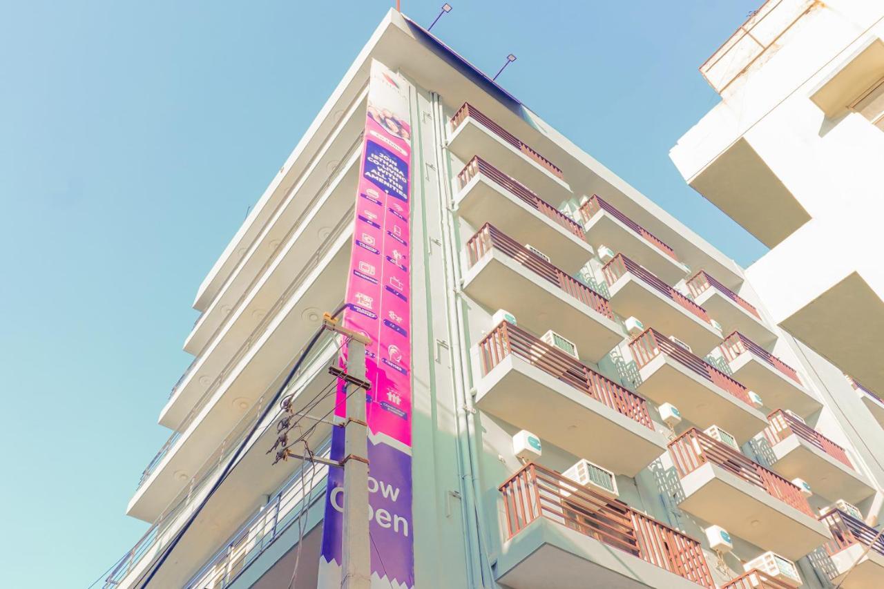 Isthara Coliving Vandrarhem Gurgaon Exteriör bild